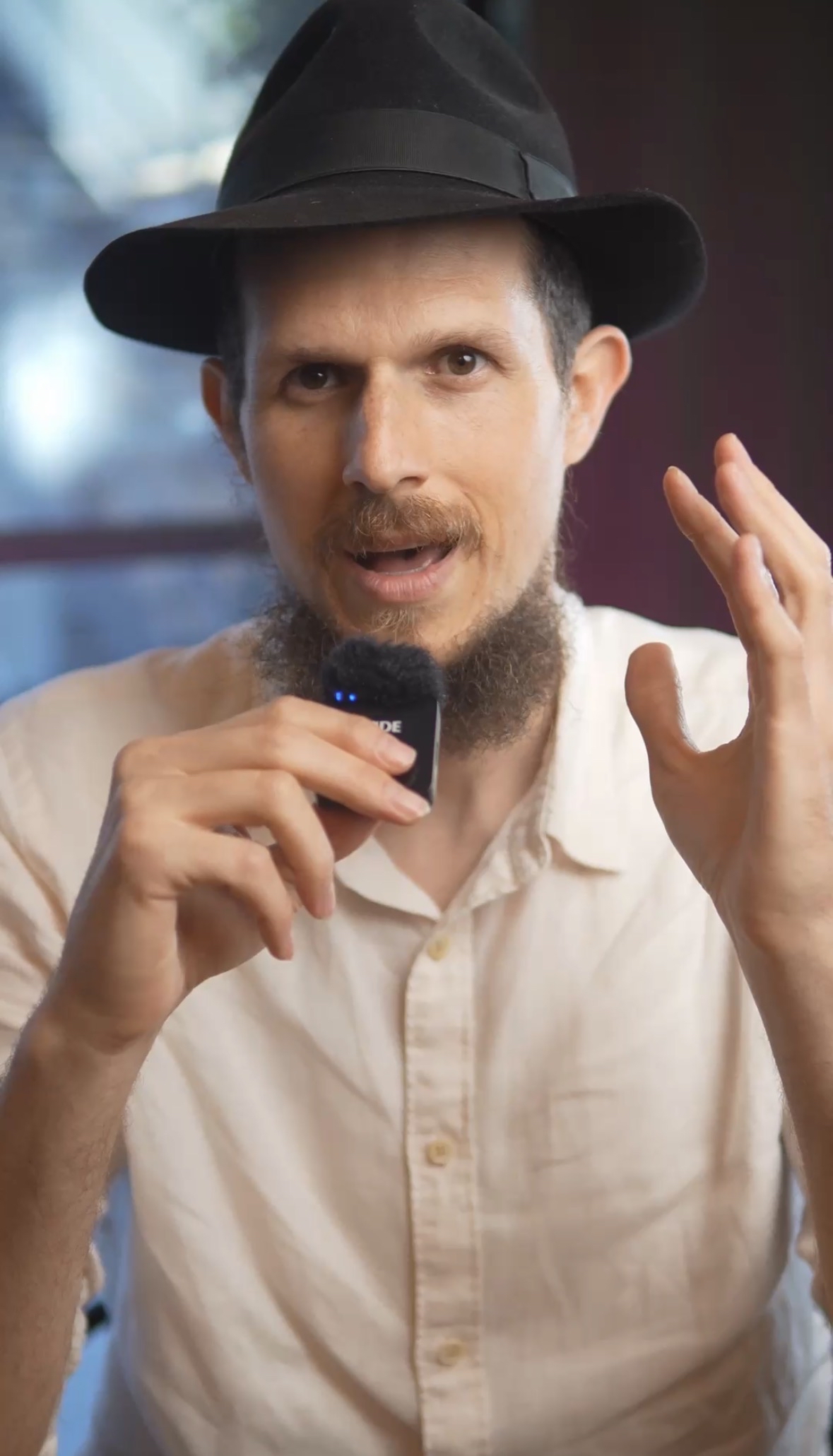 חן יוסף ברקוביץ׳ מדבר בסדנה